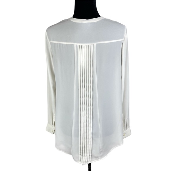 Worthington Ivory Long sleeve button down blouse - Picture 4 of 13